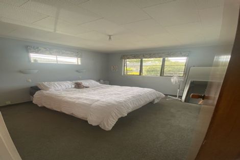 Photo of property in 2/37 Middle Road, Havelock North, 4130