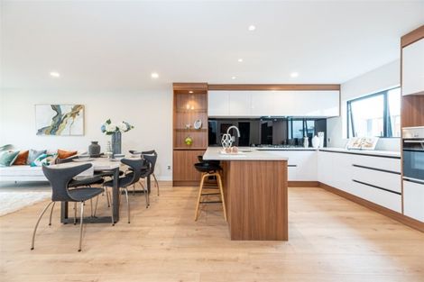 Photo of property in 6 Meritage Lane, Te Atatu South, Auckland, 0610