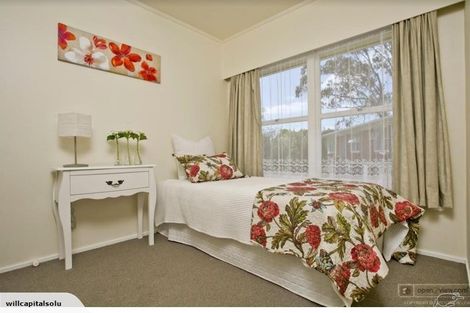 Photo of property in 1/53 Ayton Drive, Totara Vale, Auckland, 0629