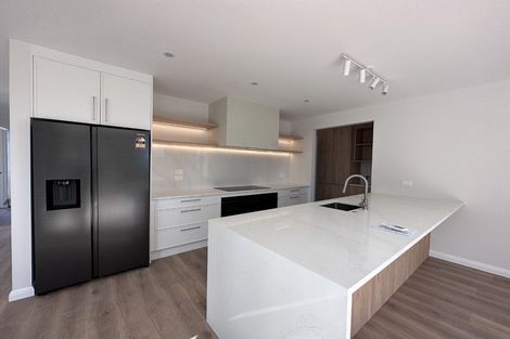 Photo of property in 12 Catalina Avenue, Rosehill, Papakura, 2113