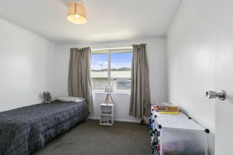 Photo of property in 2/47 Stockdale Street, Wainuiomata, Lower Hutt, 5014