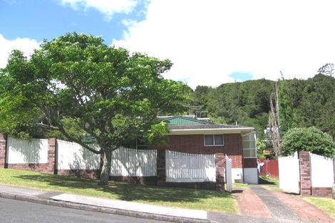 Photo of property in 2/30 Simon Ellice Drive, Bayview, Auckland, 0629