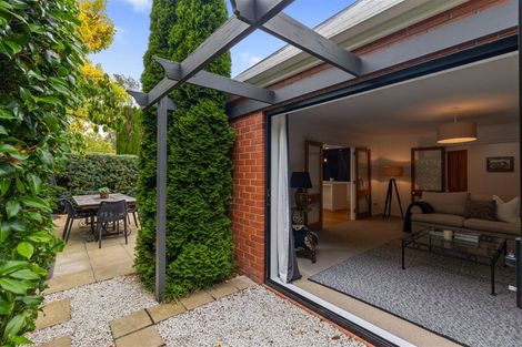 Photo of property in 1/33 Makora Street, Fendalton, Christchurch, 8041