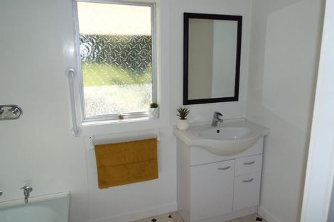 Photo of property in 43 Bath Street, Brighton, Dunedin, 9035