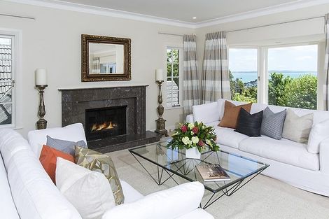 Photo of property in 122 Macleans Road, Bucklands Beach, Auckland, 2014