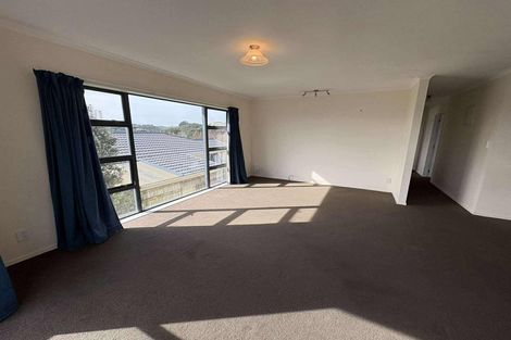 Photo of property in 4 Kekerenga Street, Strathmore Park, Wellington, 6022