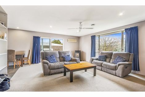Photo of property in 2/44 Shands Road, Hornby, Christchurch, 8042