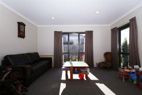 Photo of property in 28 Tallentire Crescent, Huntington, Hamilton, 3210