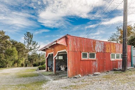 Photo of property in 195 Powerhouse Road, Fairdown, Westport, 7891