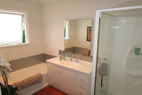 Photo of property in 100 Main South Road, Karoro, Greymouth, 7805