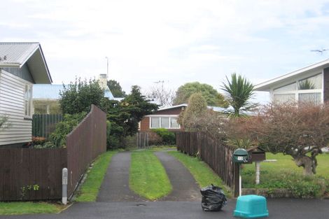 Photo of property in 12 Bremridge Place, Melville, Hamilton, 3206