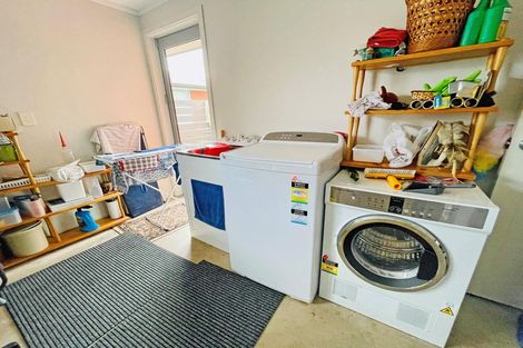 Photo of property in 398 King Edward Street, South Dunedin, Dunedin, 9012