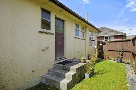 Photo of property in 1/289 Naenae Road, Naenae, Lower Hutt, 5011