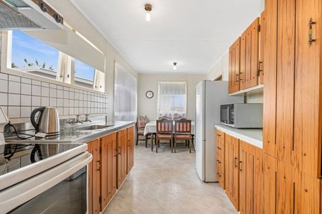 Photo of property in 30 Browning Crescent, Owhata, Rotorua, 3010