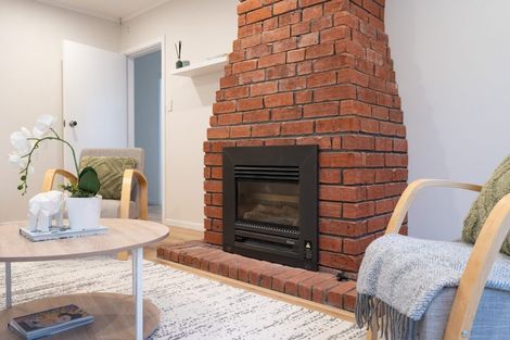 Photo of property in 28 Dimock Street, Titahi Bay, Porirua, 5022