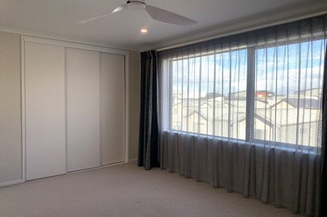 Photo of property in 3/2 Rangitamiro Place, Hobsonville, Auckland, 0616