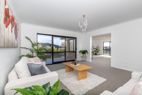 Photo of property in 8 Bosun Place, Te Atatu Peninsula, Auckland, 0610