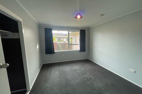 Photo of property in 215 Parklands Avenue, Bell Block, New Plymouth, 4312