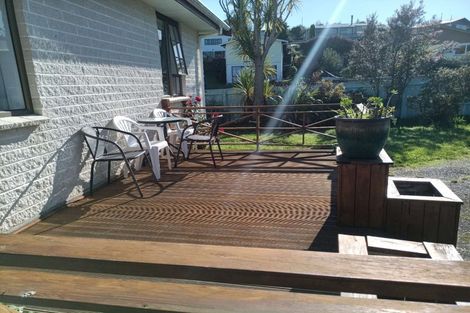 Photo of property in 47 Blueberry Grove, Timberlea, Upper Hutt, 5018