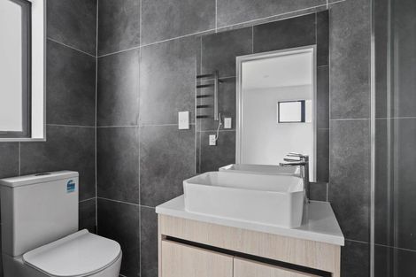 Photo of property in 49a Golf Road, New Lynn, Auckland, 0600