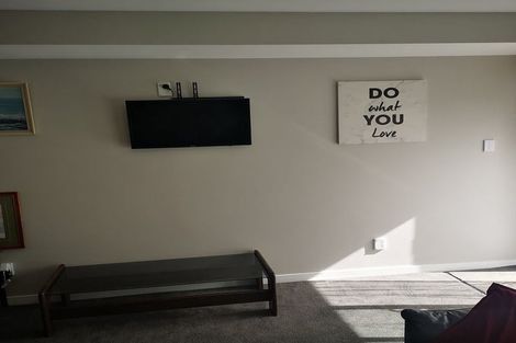 Photo of property in 187 Sievers Grove, Cannons Creek, Porirua, 5024