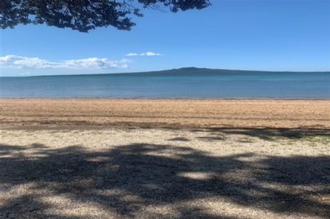 Photo of property in 12 Wairoa Road, Narrow Neck, Auckland, 0624