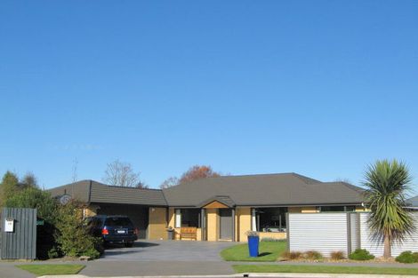 Photo of property in 12 Greenmeadow Gardens, Belfast, Christchurch, 8051