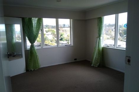 Photo of property in 21 Ludlow Terrace, Totara Vale, Auckland, 0627