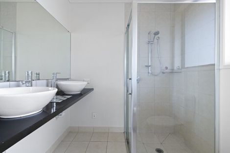 Photo of property in 5 Medhurst Road, Bombay, 2675