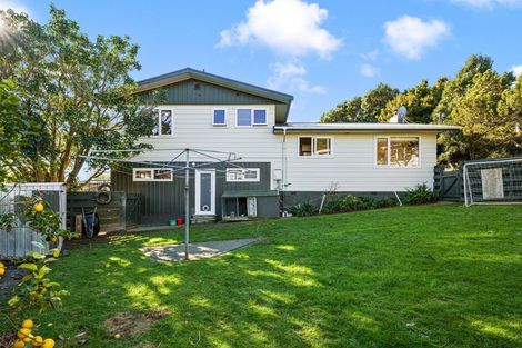 Photo of property in 1 Ash Grove, Ranui, Porirua, 5024