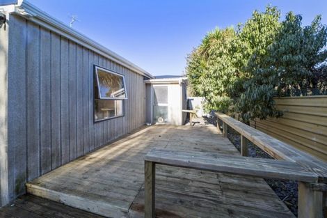 Photo of property in 8a Fitzroy Street, Normanby, Hawera, 4614