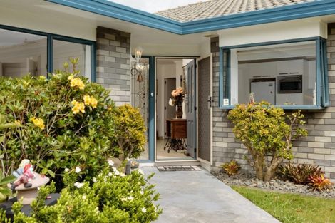 Photo of property in 30 Oleander Lane, Mount Maunganui, 3116