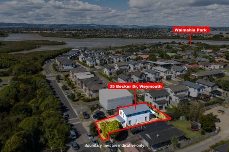 Photo of property in 35 Becker Drive, Weymouth, Auckland, 2103