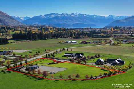 Photo of property in 14 Little Orchard Way, Wanaka, 9382