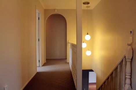 Photo of property in 1/123 Wiseley Road, West Harbour, Auckland, 0618