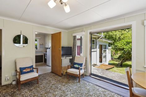 Photo of property in 18 Dell Road, Raumati South, Paraparaumu, 5032