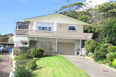 Photo of property in 86 Marellen Drive, Red Beach, 0932
