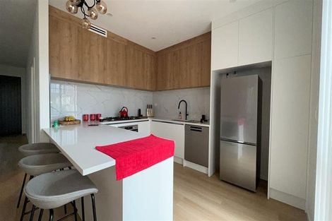 Photo of property in 33 Coast Garden Drive, Hobsonville, Auckland, 0616