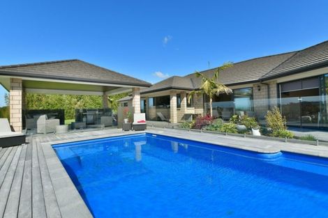 Photo of property in 25 Joblin Road, Wainui, Silverdale, 0994