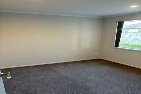 Photo of property in 70 Arion Road, Takanini, 2112