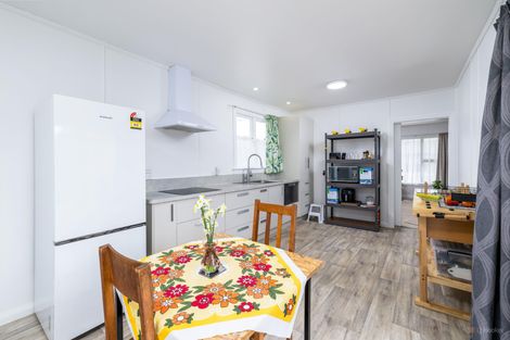 Photo of property in 15 Edward Street, Waimate, 7924