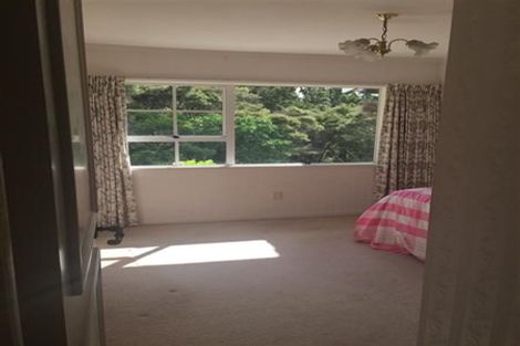 Photo of property in 116 Chelsea View Drive, Chatswood, Auckland, 0626