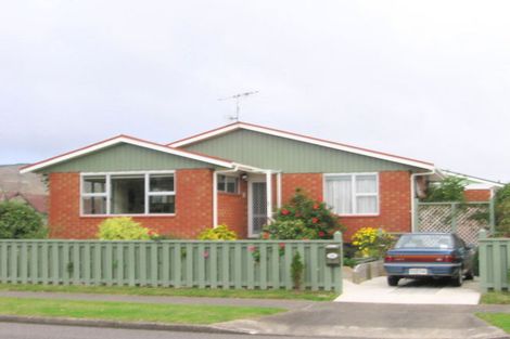 Photo of property in 34 Sylvan Avenue, Waikanae, 5036