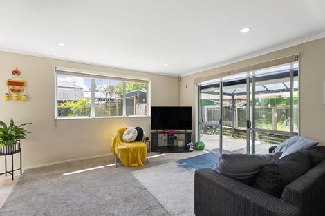 Photo of property in 1/9 Saints Court, Manurewa, Auckland, 2102