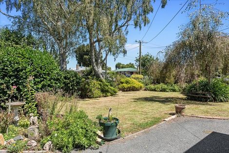 Photo of property in 42 Coleridge Drive, Enderley, Hamilton, 3214