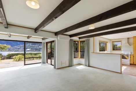Photo of property in 16 Oregon Drive, Kelvin Heights, Queenstown, 9300