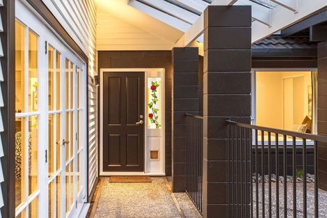 Photo of property in 10 Winslow Street, Burnside, Christchurch, 8053