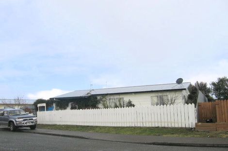 Photo of property in 12 Arklow Place, Flaxmere, Hastings, 4120