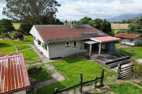 Photo of property in 3 Whataroa Highway, Whataroa, 7886