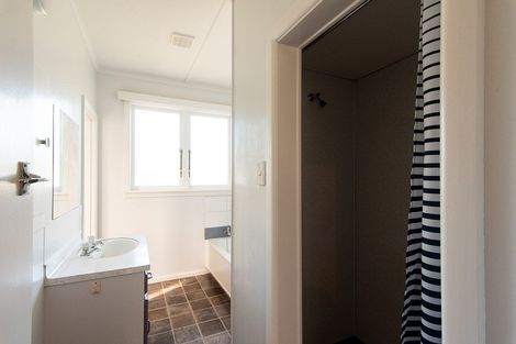 Photo of property in 8 Hillary Crescent, Maraenui, Napier, 4110